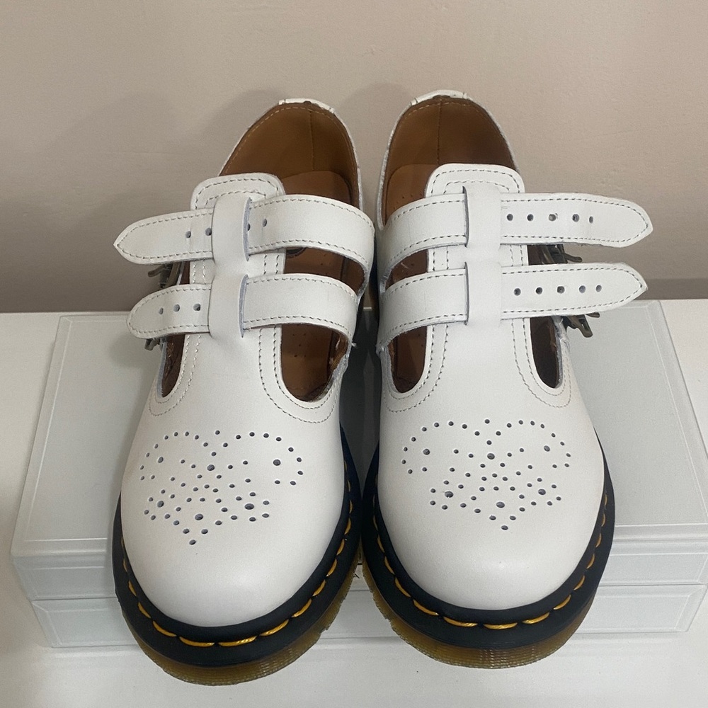 New Dr. Martens White Mary Jane Size 6